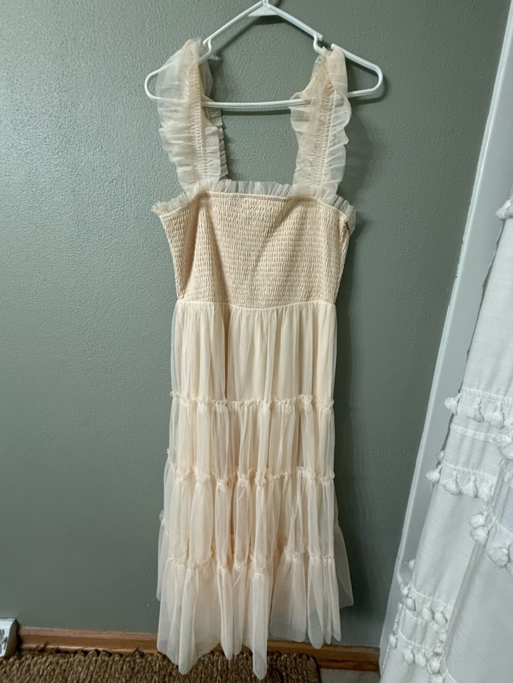 Baltic born Emma smocked tulle dress beige / cream L